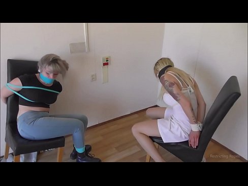 ❤️ Verslaafd / vastgebonden en de mond gesnoerd / jonkvrouw in nood ❤️❌ Just porno at us ❌❤